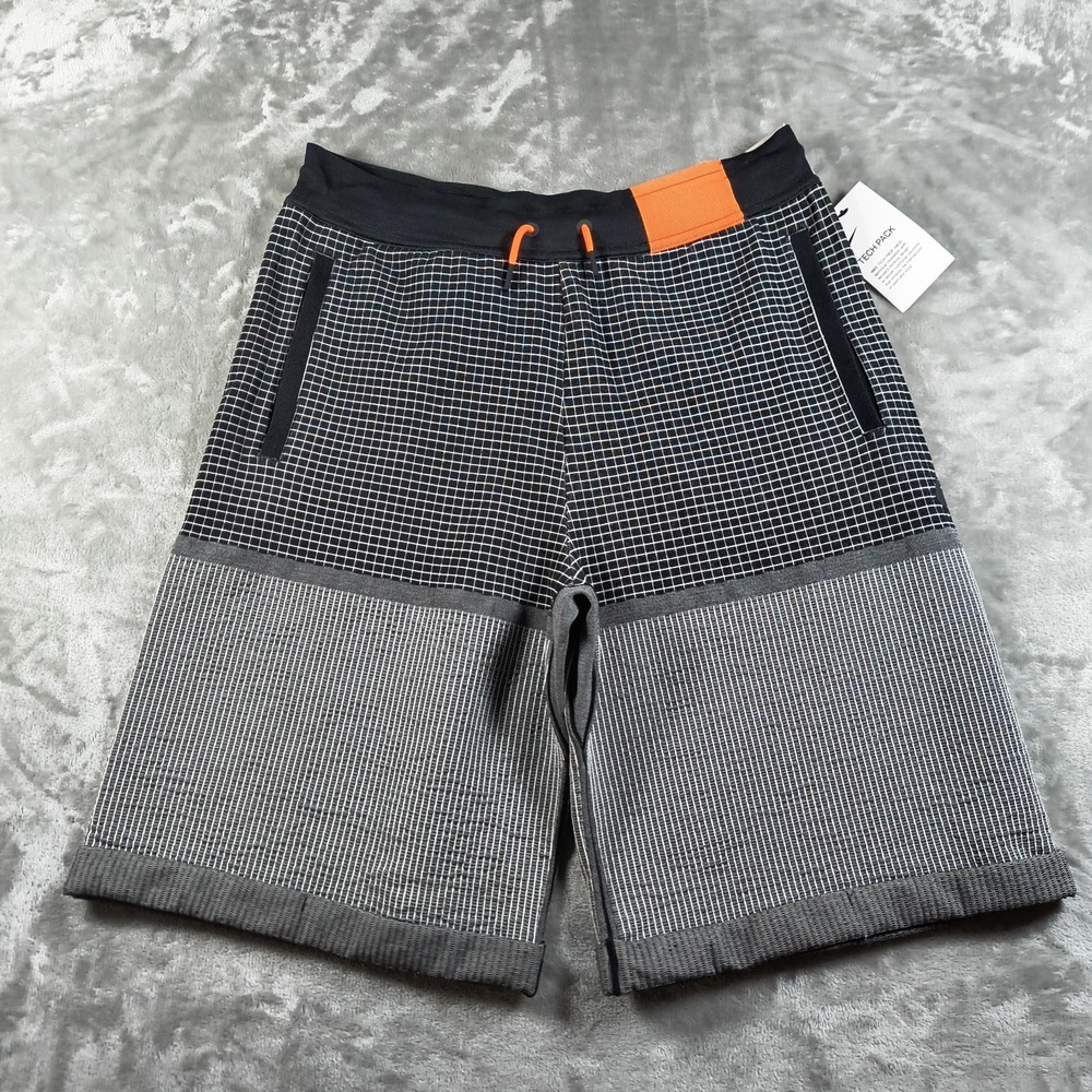 Nike Tech Pack Shorts Mens Medium Sportswear Performance Knit AR1587 010 New
